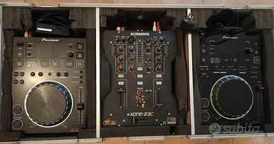  2x Pioneer CDJ-350 + Allen & Heath Xone:23C + F