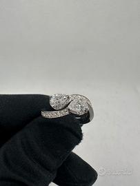 Anello Giorgio Visconti in oro 18 K e diamanti