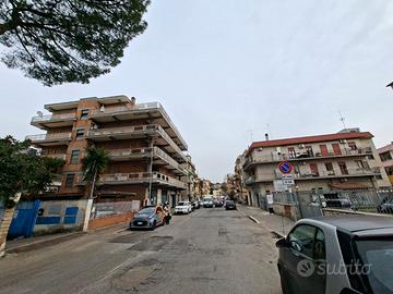 Trullo - locale commerciale ampia metratura