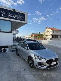 Ford Focus 1.5 EcoBlue 115 CV automatico SW ST-Lin