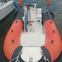 GOMMONE Mt. 4,74 con Motore MARINER 40 cv