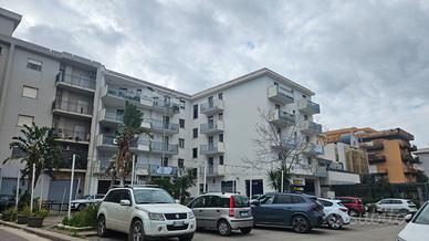 Bagheria Nuovo e luminoso 4 vani con posto auto