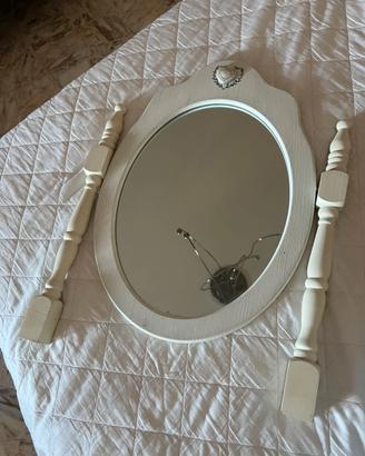 Specchio ovale shabby chic
