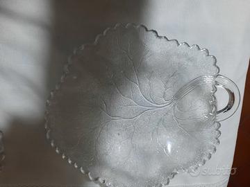 n. 4 piattini vetro lavorato