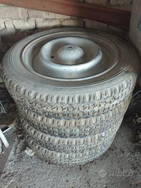 Gomme e cerchi per dyane 2cv