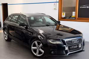 AUDI A4 Avant 2.0 TDI 143 CV S-LINE