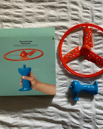 Gioco disco volante con lanciatore