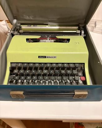 Olivetti lettera 32