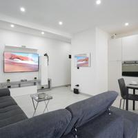 Trilocale ristrutturato a 250 mt dal mare