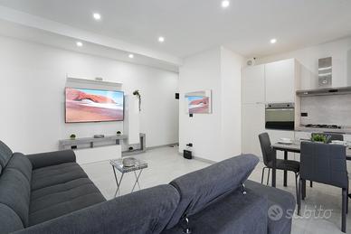 Trilocale ristrutturato a 250 mt dal mare