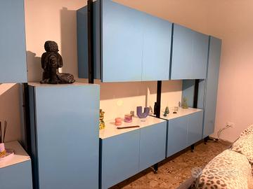 mobile stile svedese anni sessanta bianco azzurro 