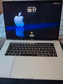 Macbook Pro 15"  2017 
