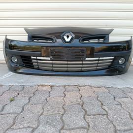 Paraurti front.Clio 3 mod.2005/09