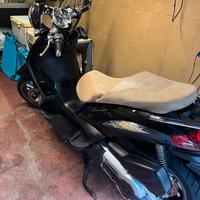 Piaggio Beverly 500 ie