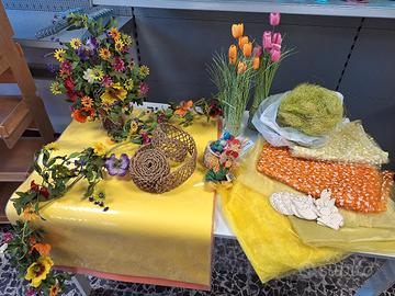 SET ADDOBBI E DECORAZIONI A TEMA 
