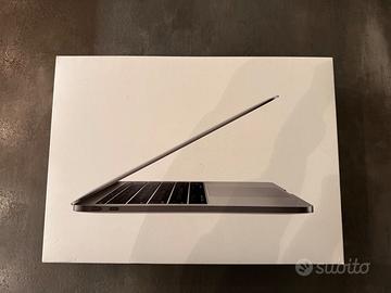 Mac Book Pro 13" 2017 , SSD da 512 GB