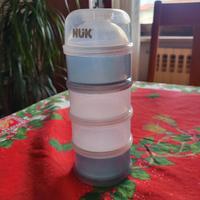 Dosatore dispenser per polvere latte biberon