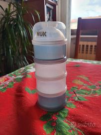 Dosatore dispenser per polvere latte biberon