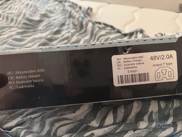 Caricatore moto e monopattini elettrici