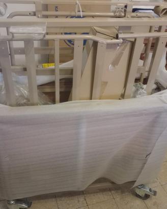 Letto elettrico degenza MAI USATO + materasso