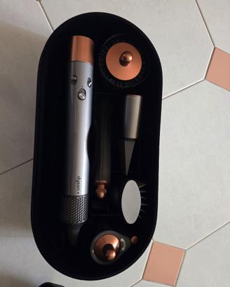 Dyson airwrap