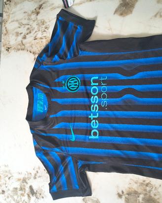 maglia ufficiale Inter 