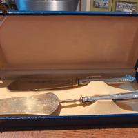 Set coltello e paletta per dolci in argento 