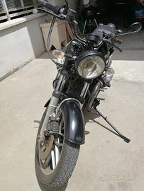 Moto d'epoca con allestimento originale