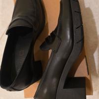 Scarpe Bata da donna