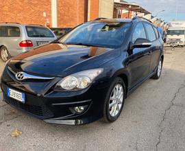 Hyundai i30 CW 1.6 CRDi VGT 16V 90CV