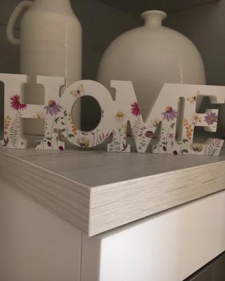 Scritta Home in legno