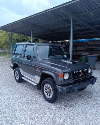 PAJERO L040 MK1 2.5  PER RICAMBI 