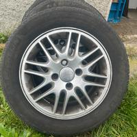 4 Cerchi in Lega Ford + Gomme