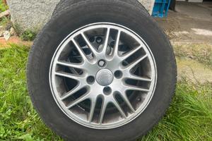 4 Cerchi in Lega Ford + Gomme