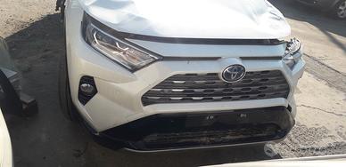 Toyota Rav 4 Hybrid per ricambi