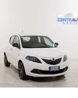Lancia Ypsilon 1.0 FireFly 70cv Hybrid Gold