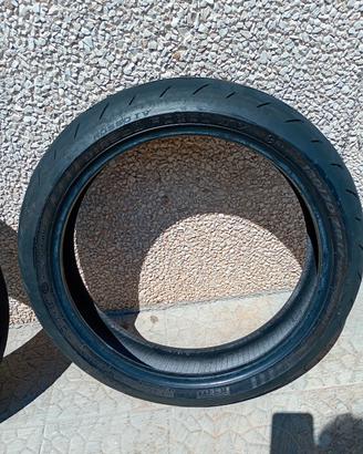 Gomme Moto