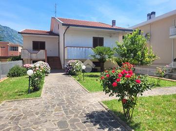 VILLA SINGOLA A AIROLA