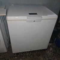 Congelatore a pozzetto