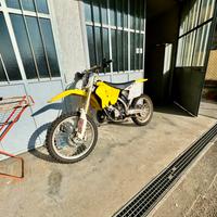 Suzuki rm 125