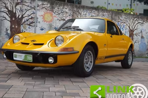 OPEL GT 1900 modello J restaurata e funzionante