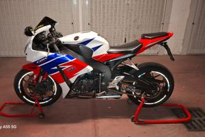 HONDA CBR 1000RR