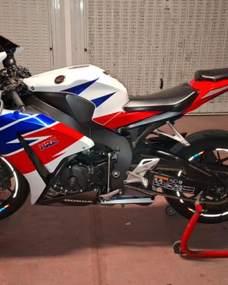 HONDA CBR 1000RR
