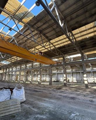 Capannone industriale con carroponti