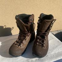 Scarponi in Goretex-AKU- nr. 42e1/2 - suola Vibram