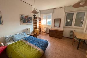 Ampia camera panoramica in zona San Siro