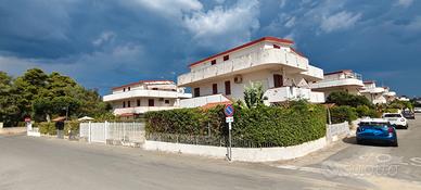 Davoli  ,150 metri dal mare villaggio costaverde