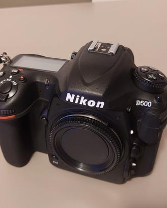 Nikon D500  32100 scatti
