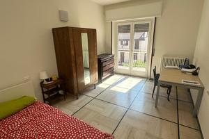 Camera con balcone per studenti spese incluse