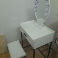 postazione trucco 